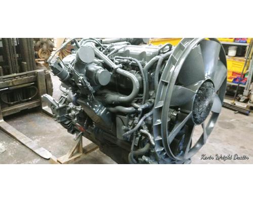 Mack AC-427 Engine Assembly