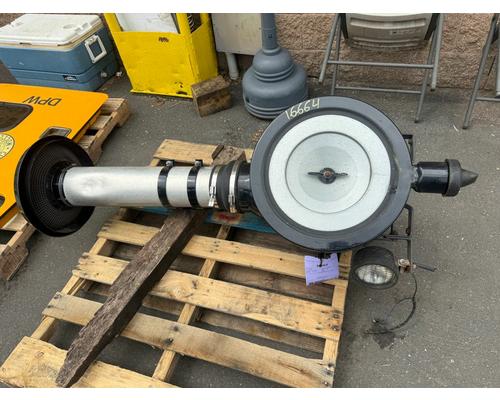 PETERBILT 320 Air Cleaner