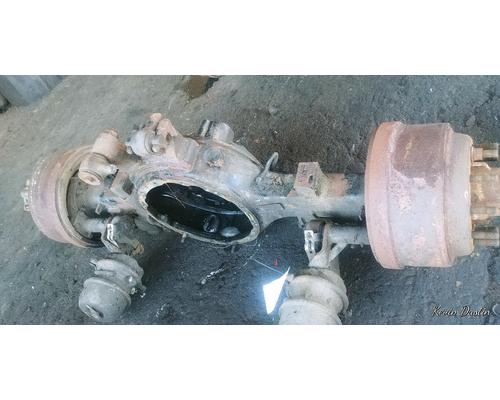 PETERBILT 320 Axle Housing (Front)