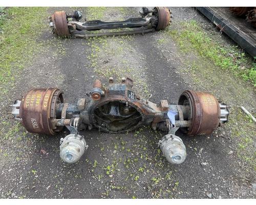 PETERBILT 320 Axle Housing (Front)