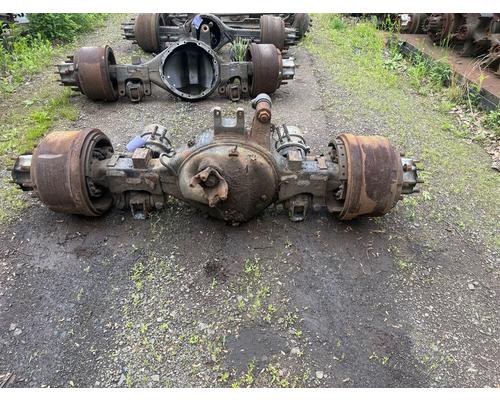 PETERBILT 320 Axle Housing (Front)