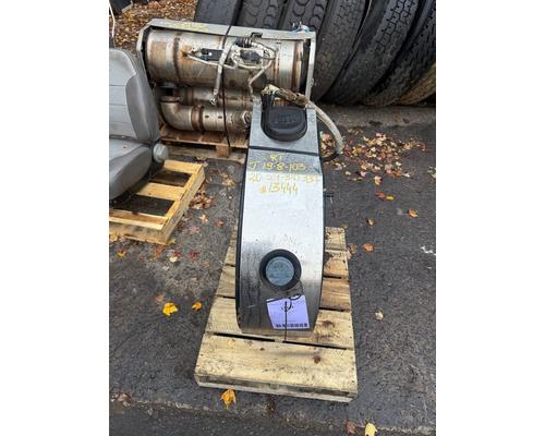 PETERBILT 337 DEF Tank