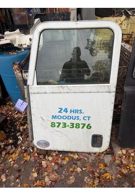 PETERBILT 337 Door Assembly, Front