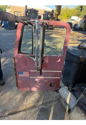 PETERBILT 359 Door Assembly, Front