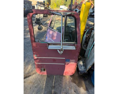 PETERBILT 359 Door Assembly, Front