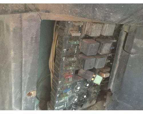 PETERBILT 379 Fuse Box in Council Bluffs, IA #24654802 fuse box on heavytruckparts 