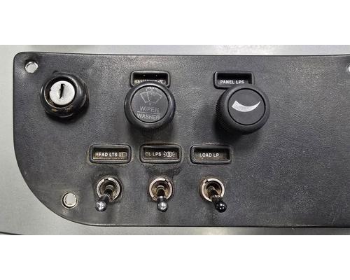 PETERBILT 385 Dash Panel 