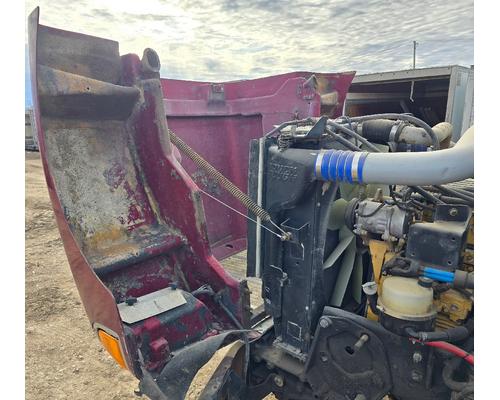 PETERBILT 385 Hood 
