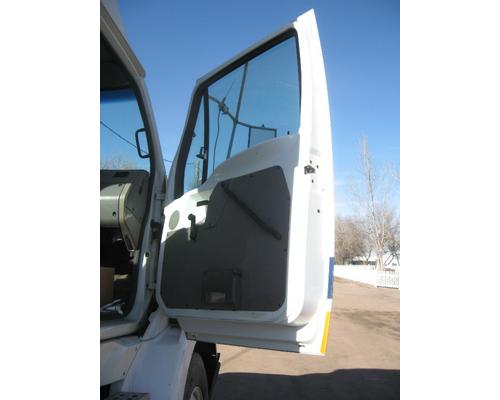 STERLING A9500 Cab Clip