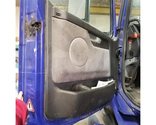 VOLVO VN 610 Door Assembly, Front