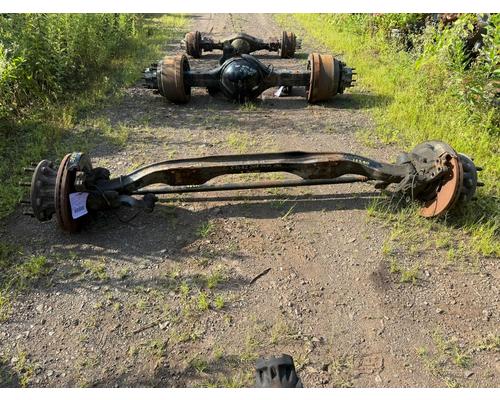 VOLVO VNL Axle Beam (Front)