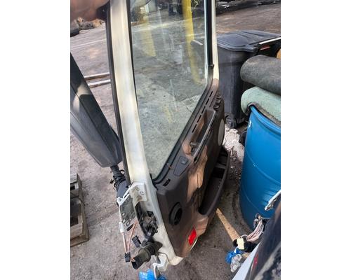 VOLVO VNL Door Assembly, Front