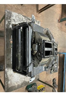 VOLVO VNL Heater Core