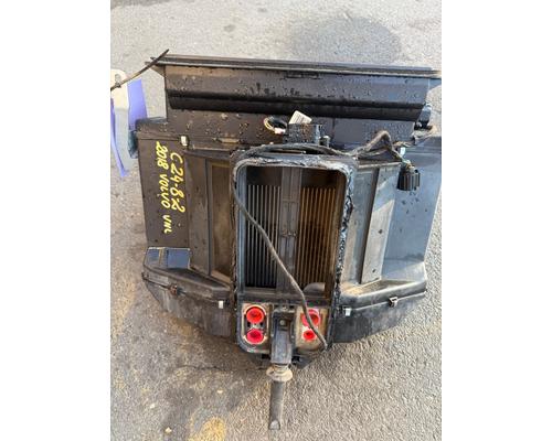 VOLVO VNL Heater Core