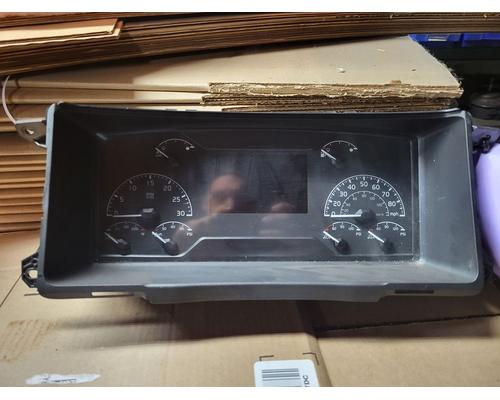 VOLVO VNL Instrument Cluster
