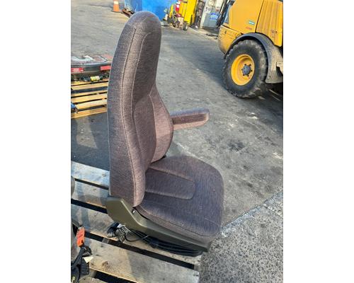 VOLVO VNL Seat, Front