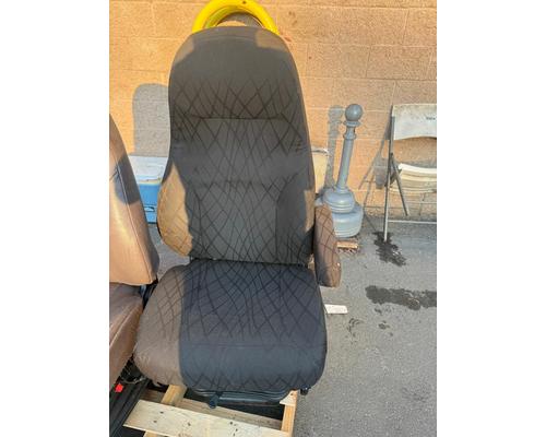 VOLVO VNL Seat, Front