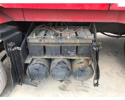 volvo vnl battery box