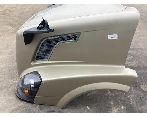 Volvo VNL Hood OEM# 82718447 in Sioux Falls, SD $2,015.00 Volvo VNL Hood OEM# 82718447 in Sioux Falls, SD $2,015.00