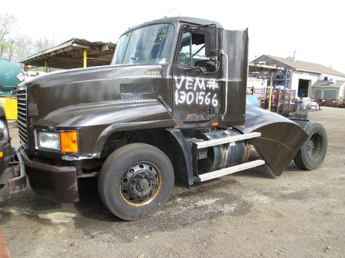 MACK CH612