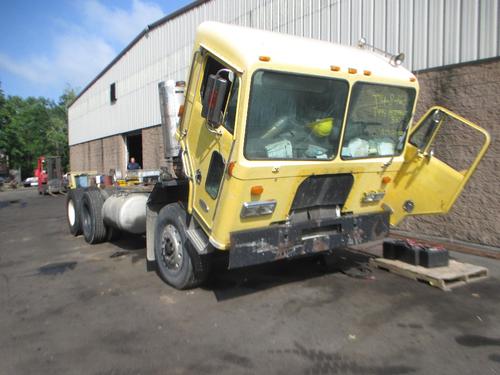PETERBILT 320
