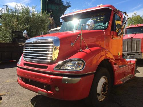 FREIGHTLINER COLUMBIA 120