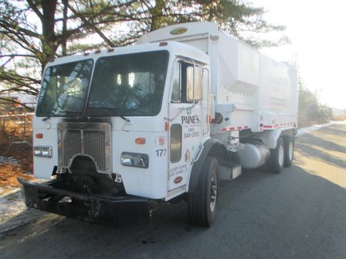 PETERBILT 320