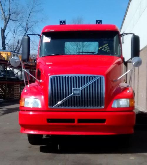 VOLVO VNL