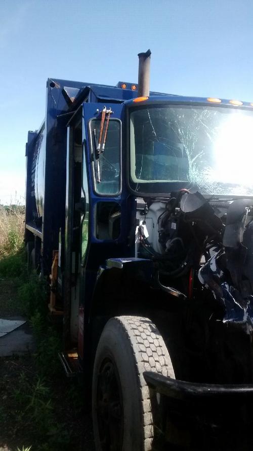 INTERNATIONAL 7400