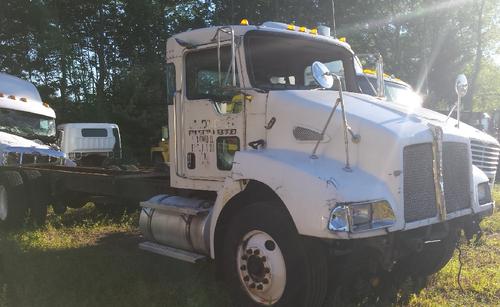 KENWORTH T300