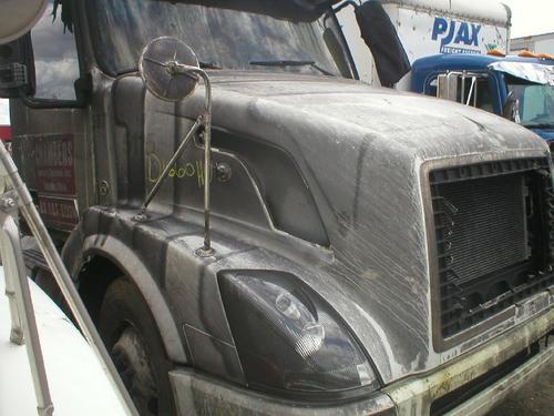 VOLVO VNL
