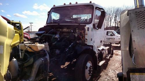 VOLVO VNL