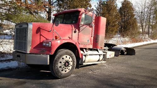 FREIGHTLINER FLD120SD