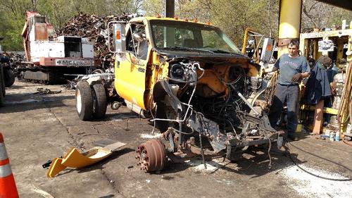 FORD F750
