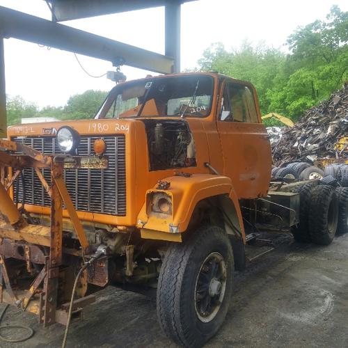 GMC 10 WHEEL DUMP