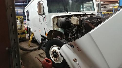 INTERNATIONAL 4900