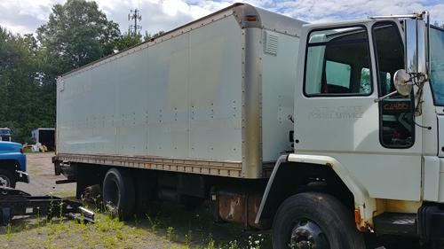 STERLING SC8000 CARGO