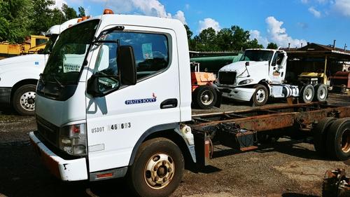 MITSUBISHI FUSO FE84D