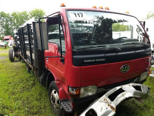 UD TRUCK UD1200