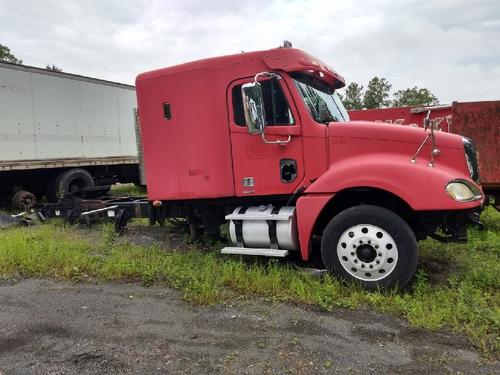 FREIGHTLINER COLUMBIA 120