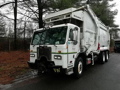 PETERBILT 320