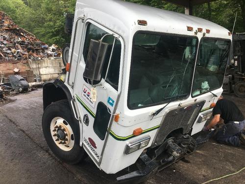 PETERBILT 320