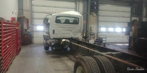 INTERNATIONAL 4300