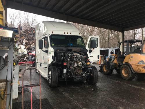 FREIGHTLINER CASCADIA