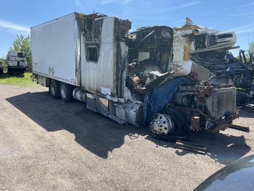 FREIGHTLINER CASCADIA