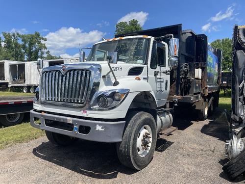 INTERNATIONAL 7400