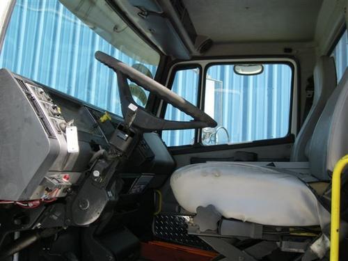 FREIGHTLINER FL80