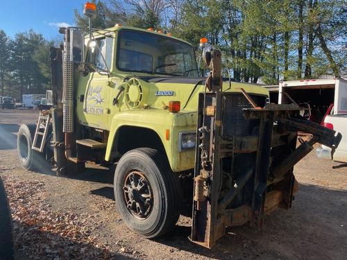 FORD L8000