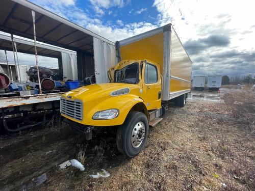 FREIGHTLINER M2 106 Medium Duty