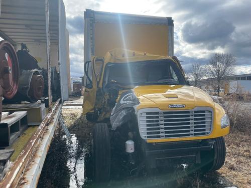 FREIGHTLINER M2 106 Medium Duty